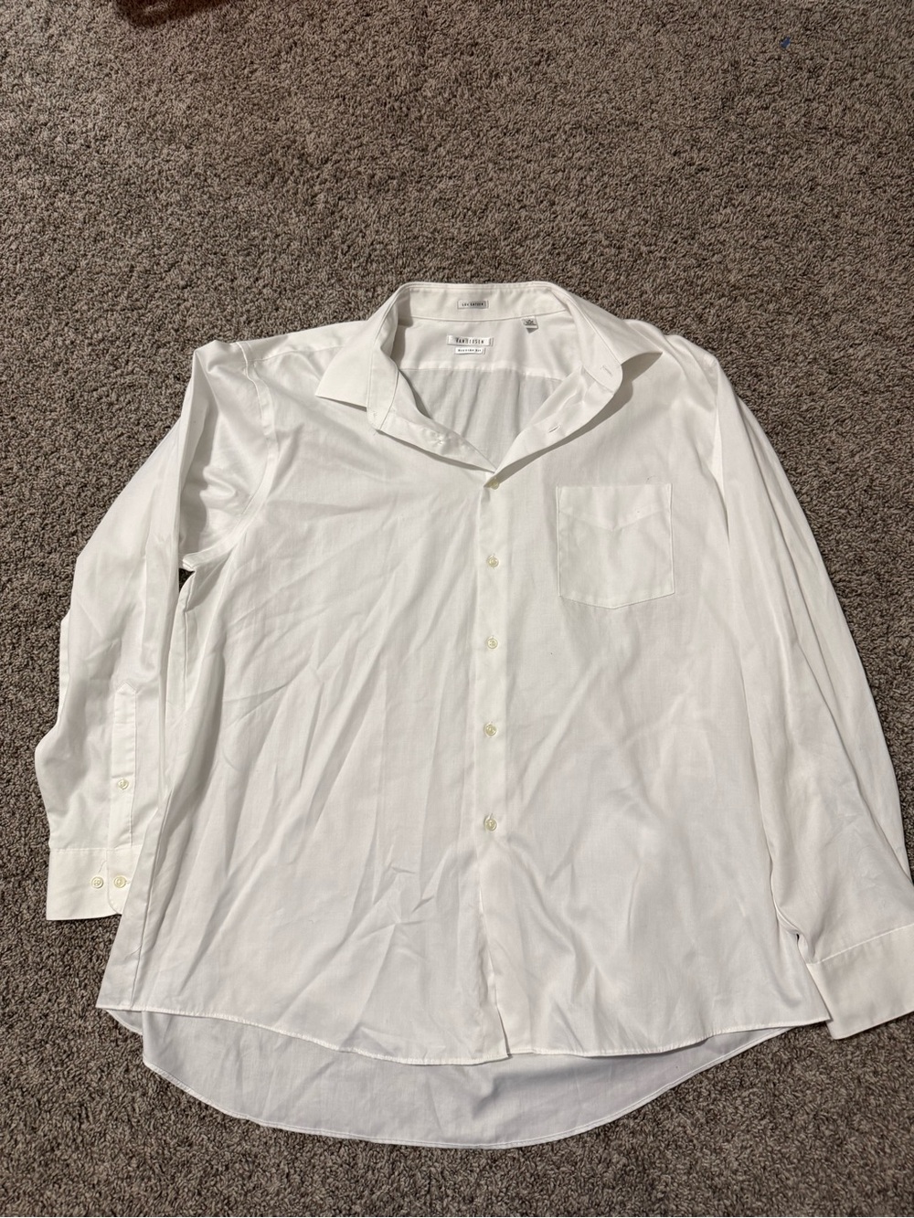 Van Heusen White Men's Long Sleeve Dress Shirt